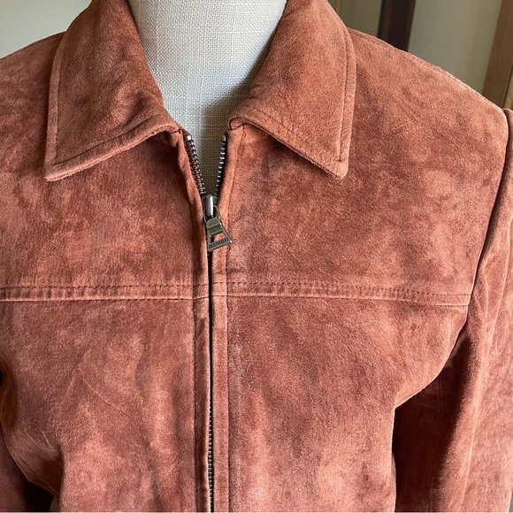 Vintage Washable Genuine Suede Leather Jacket in Rust with Front Zip Closure - Picture 13 of 13
